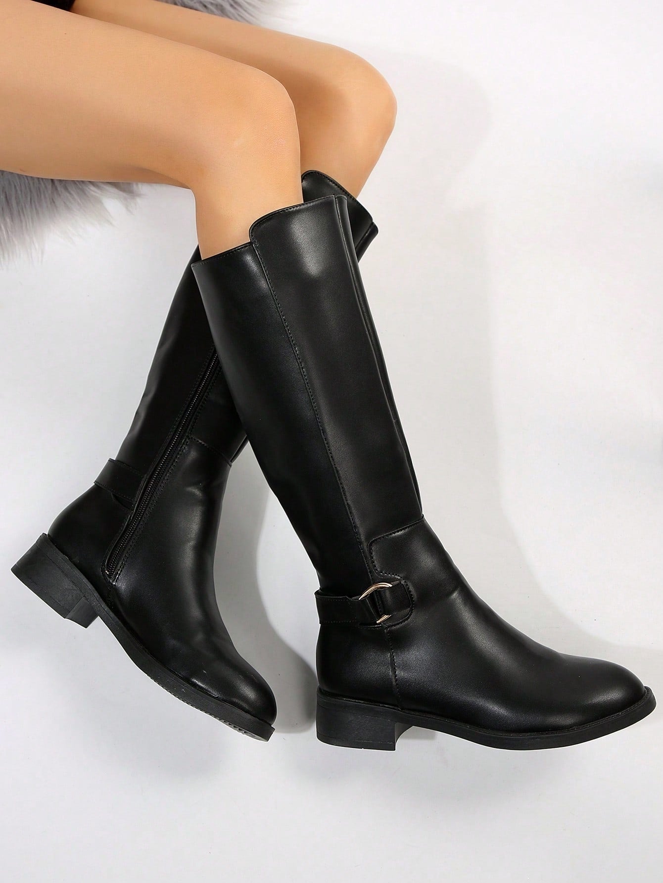 2025 New Women's Equestrian-Style Over-The-Knee Boots With Belt Buckle, Straight Tube, Slimming, Brown, Winter , Perfect With Black Skirt