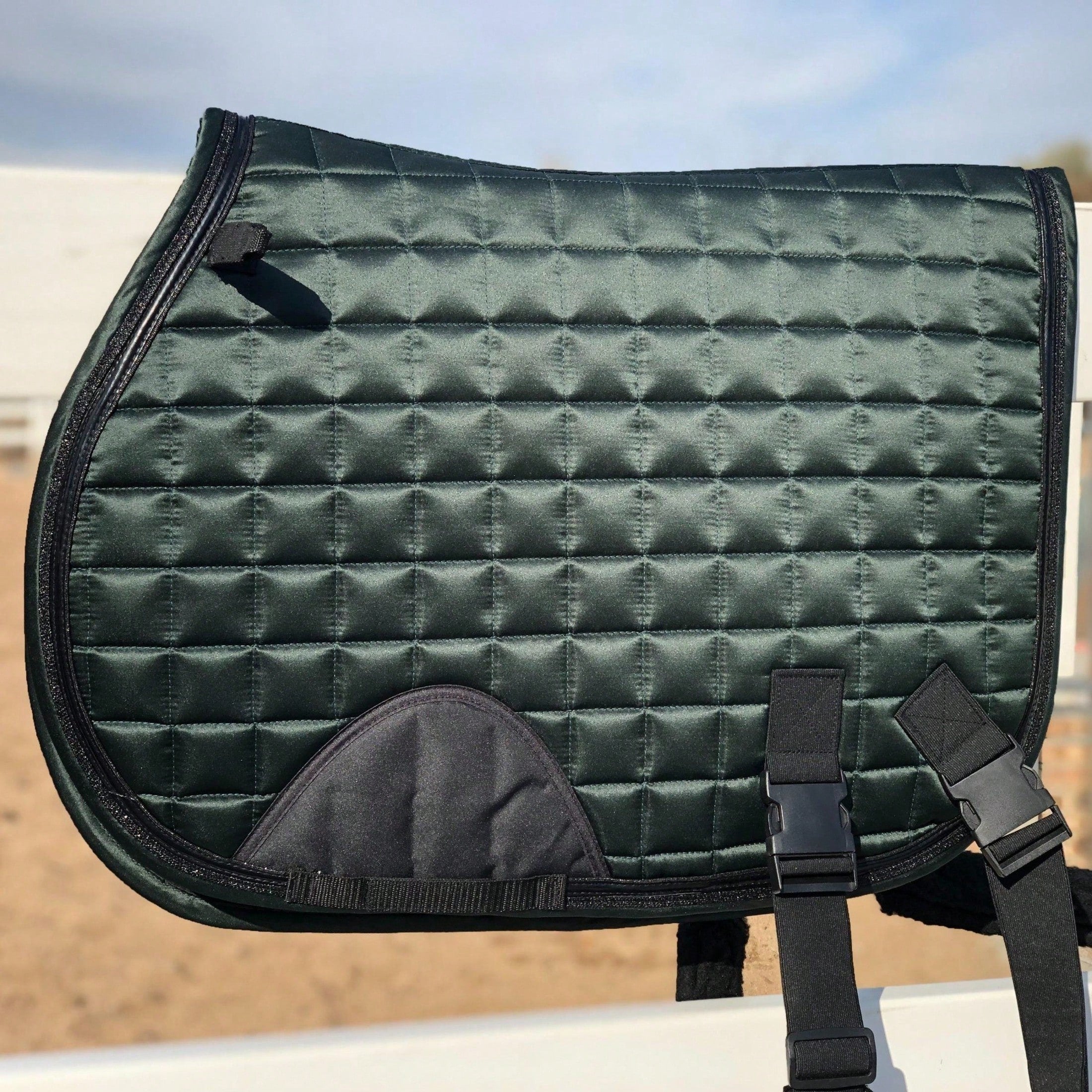 TGW RIDING Horse Training Saddle Pad With Detachable Elastic Band And Fur Band,1Piece